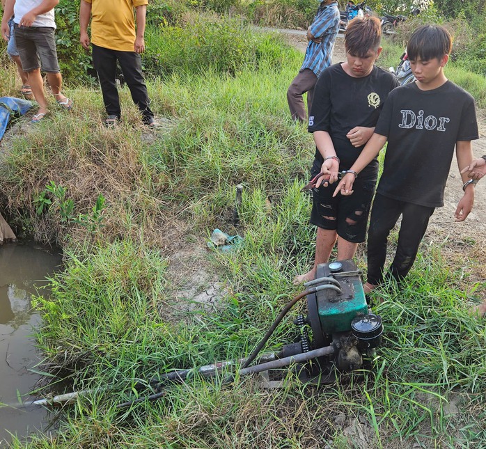 Bao vây và tóm gọn nhóm đối tượng manh động ở Tây Ninh - Ảnh 1. Bao vây và tóm gọn nhóm đối tượng manh động ở Tây Ninh - Ảnh 1.
