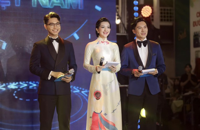 Sau đăng quang, Top 3 Gương mặt truyền hình giờ ra sao?- Ảnh 4. Sau đăng quang, Top 3 Gương mặt truyền hình giờ ra sao?- Ảnh 4.