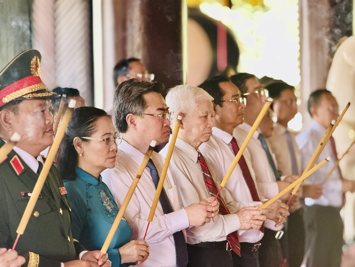 Khẳng định giá trị thiêng liêng về dựng nước, giữ nước- Ảnh 3. Khẳng định giá trị thiêng liêng về dựng nước, giữ nước- Ảnh 3.
