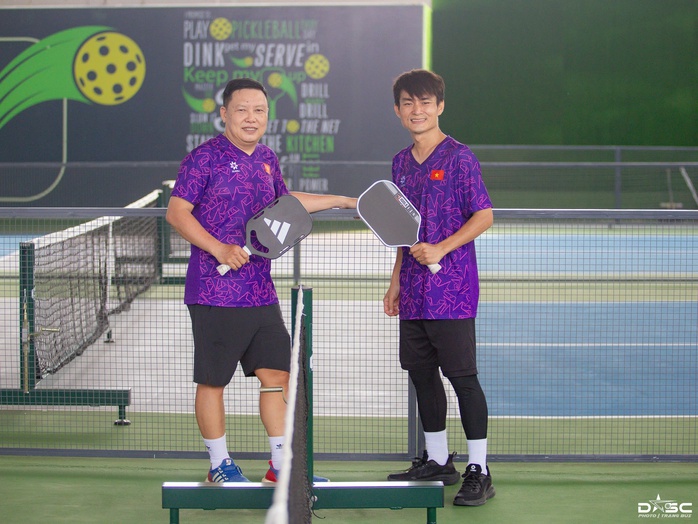 Câu lạc bộ Pickleball THE 8386 đồng hành cùng Giải Pickleball Báo Người Lao Động- Ảnh 6. Câu lạc bộ Pickleball THE 8386 đồng hành cùng Giải Pickleball Báo Người Lao Động- Ảnh 6.