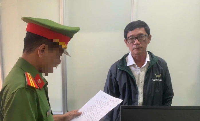 Khởi tố Trưởng phòng Quản lý các cảng cá tỉnh Cà Mau- Ảnh 1. Khởi tố Trưởng phòng Quản lý các cảng cá tỉnh Cà Mau- Ảnh 1.