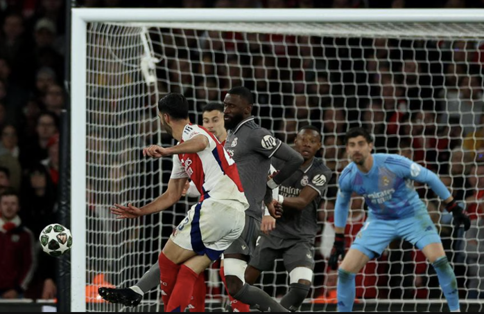 Địa chấn Emirates, Arsenal bắn hạ Real Madrid bằng ba siêu phẩm- Ảnh 6. Địa chấn Emirates, Arsenal bắn hạ Real Madrid bằng ba siêu phẩm- Ảnh 6.