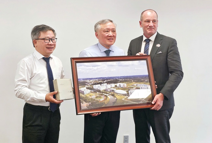 Phó Thủ tướng Thường trực "đặt hàng" Trường Đại học Việt Đức tham gia nghiên cứu trung tâm tài chính- Ảnh 3. Phó Thủ tướng Thường trực "đặt hàng" Trường Đại học Việt Đức tham gia nghiên cứu trung tâm tài chính- Ảnh 3.