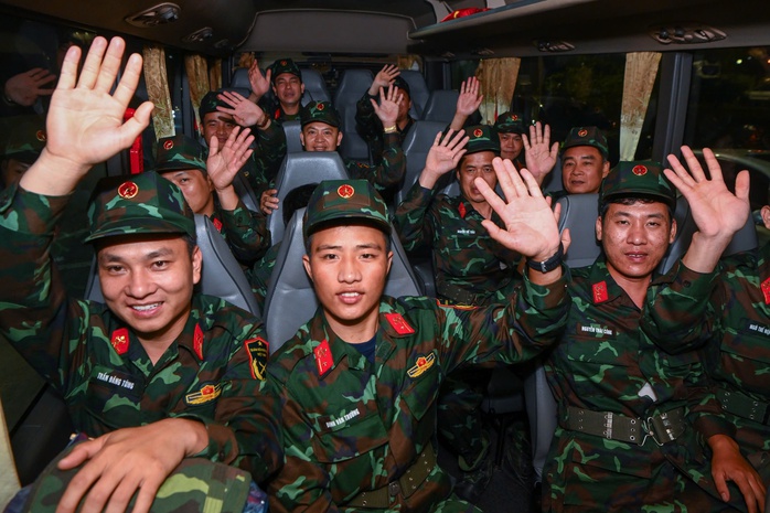 Lực lượng cứu hộ hoàn thành nhiệm vụ tại Myanmar, về nước an toàn- Ảnh 18. Lực lượng cứu hộ hoàn thành nhiệm vụ tại Myanmar, về nước an toàn- Ảnh 18.