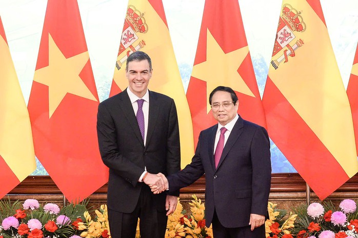 Thủ tướng Phạm Minh Chính và Thủ tướng Tây Ban Nha Pedro Sánchez. Ảnh: HỮU HƯNG Thủ tướng Phạm Minh Chính và Thủ tướng Tây Ban Nha Pedro Sánchez. Ảnh: HỮU HƯNG