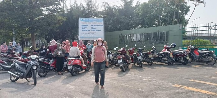 Công nhân "khóc ròng" vì doanh nghiệp nợ BHXH: Không liên lạc được với giám đốc công ty- Ảnh 1. Công nhân "khóc ròng" vì doanh nghiệp nợ BHXH: Không liên lạc được với giám đốc công ty- Ảnh 1.