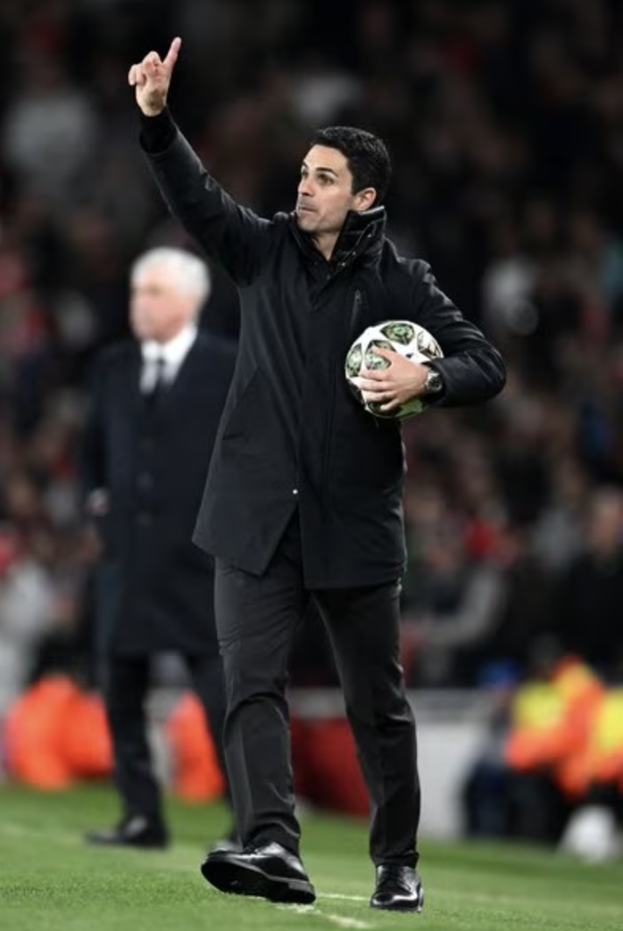 Bellingham thừa nhận Real Madrid chơi tệ, mơ phục thù ở Bernabeu- Ảnh 5. Bellingham thừa nhận Real Madrid chơi tệ, mơ phục thù ở Bernabeu- Ảnh 5.