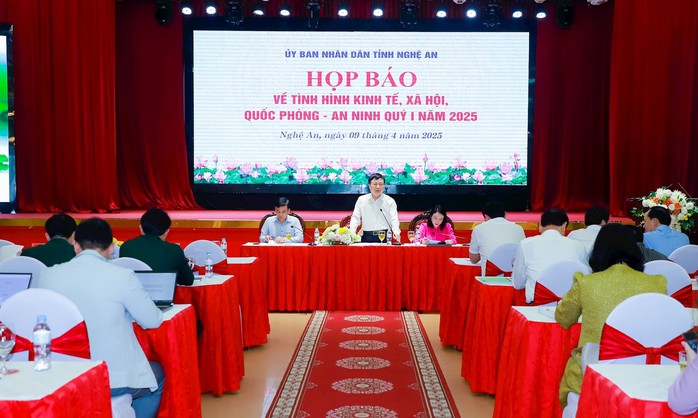 60 người nghỉ hưu trước tuổi tại một tỉnh- Ảnh 1. 60 người nghỉ hưu trước tuổi tại một tỉnh- Ảnh 1.