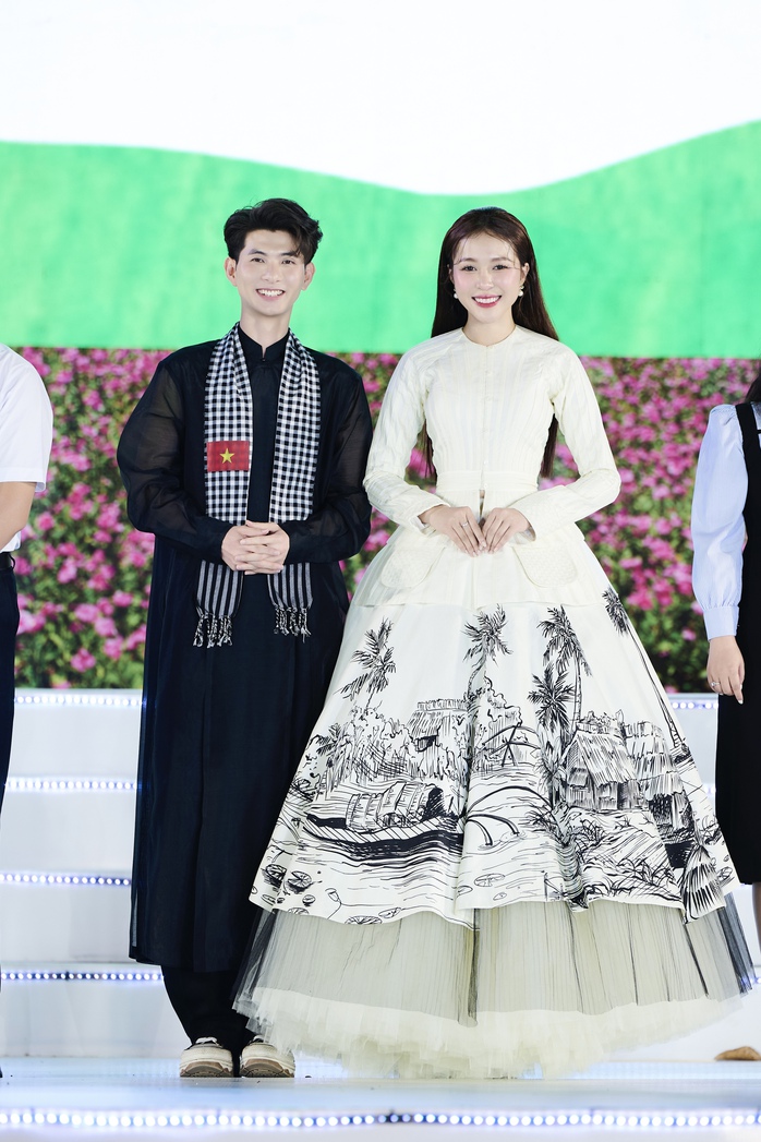 Hoa hậu Kiều Duy hóa "nàng thơ" của Nguyễn Minh Công- Ảnh 14. Hoa hậu Kiều Duy hóa "nàng thơ" của Nguyễn Minh Công- Ảnh 14.