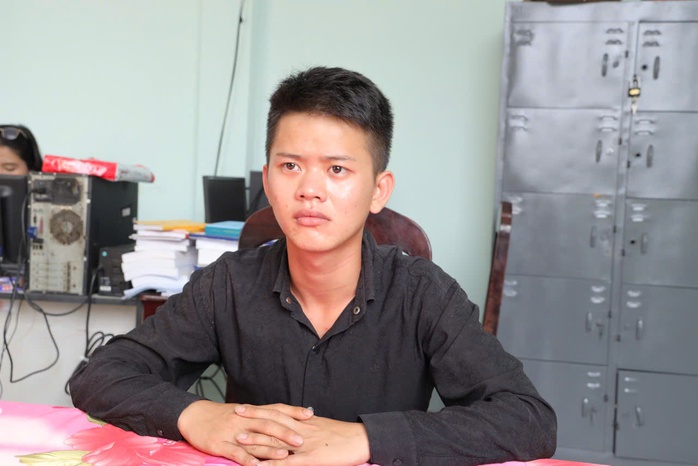 Vụ người đàn ông bị đánh gục xuống đường sau va chạm giao thông: Tạm giữ 1 đối tượng- Ảnh 1. Vụ người đàn ông bị đánh gục xuống đường sau va chạm giao thông: Tạm giữ 1 đối tượng- Ảnh 1.