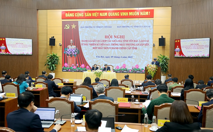 Yên Bái và Lào Cai tổ chức hội nghị về phương án hợp nhất 2 tỉnh- Ảnh 2. Yên Bái và Lào Cai tổ chức hội nghị về phương án hợp nhất 2 tỉnh- Ảnh 2.