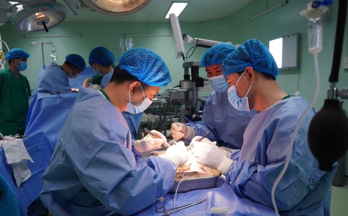 Một bệnh viện ở miền Tây thực hiện thành công 10 ca ghép thận - Ảnh 3.