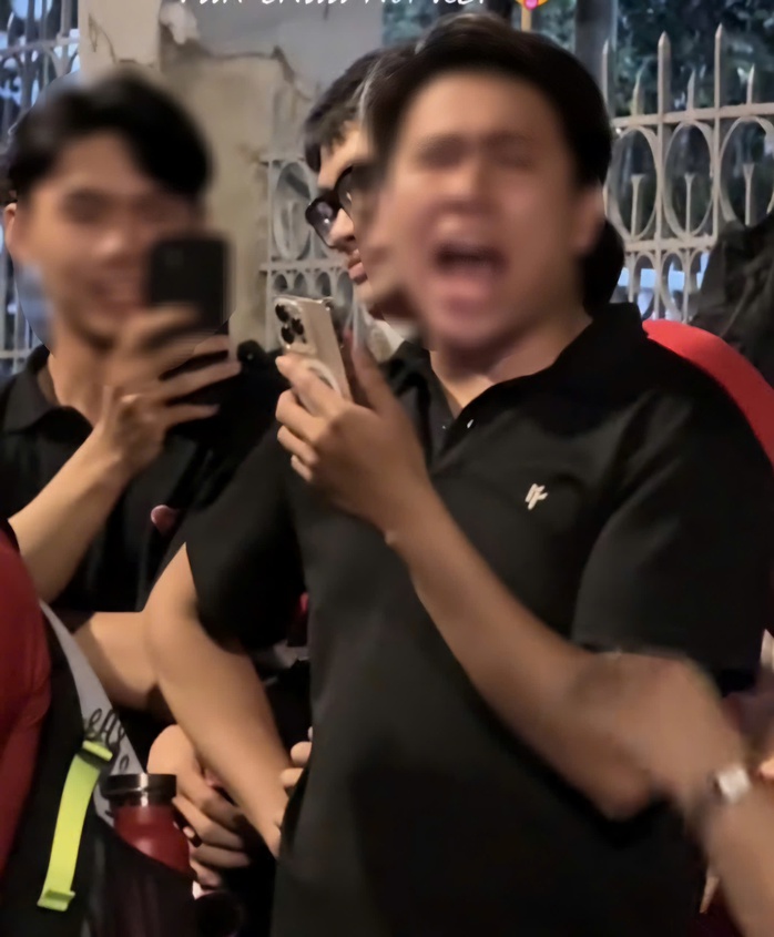 Trường ĐH Văn Lang lên tiếng về một sinh viên có hành vi vô lễ với cựu chiến binh - Ảnh 2.