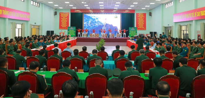 Văn hóa đọc giúp bộ đội mở rộng tầm nhìn, xây dựng bản lĩnh kiên cường - Ảnh 1.