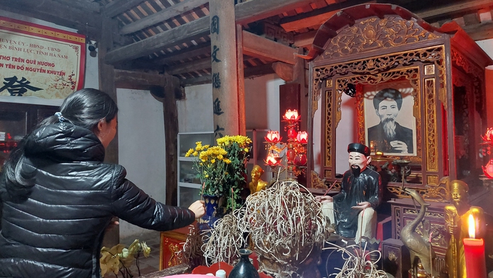 Theo thơ t&igrave;m về b&oacute;ng d&aacute;ng thảo d&acirc;n Vườn B&ugrave;i - Ảnh 3.