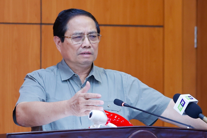Nghiên cứu, làm ngay tuyến đường thẳng nhất quy mô 10 làn từ TP Hưng Yên tới TP Thái Bình - Ảnh 1.