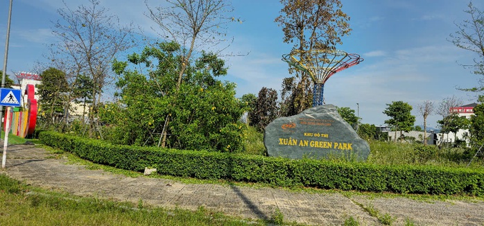 Cận cảnh khu đô thị hơn 1.400 tỉ đồng quá hạn tiến độ 6 năm vẫn chưa hoàn thành - Ảnh 1.