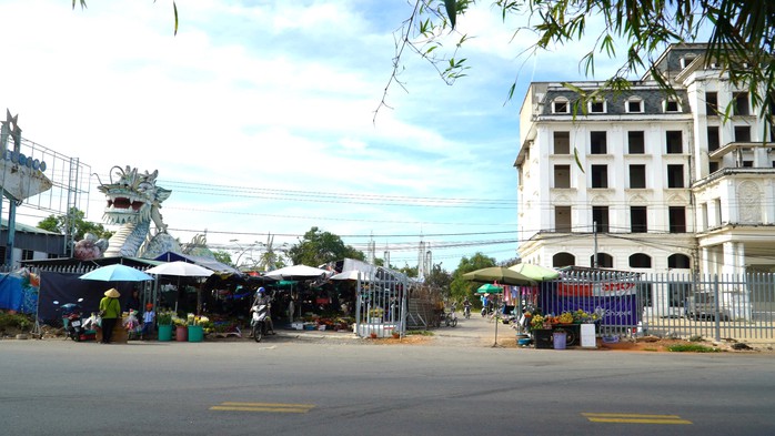 Dự án du lịch trăm tỉ ngay cửa ngõ Phan Thiết bỏ hoang cả thập kỷ- Ảnh 3. Dự án du lịch trăm tỉ ngay cửa ngõ Phan Thiết bỏ hoang cả thập kỷ- Ảnh 3.