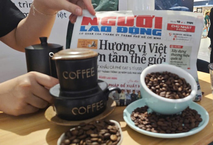 Giá cà phê hôm nay 15-5: Giảm sâu và sự kiện đặc biệt cuối tuần - Ảnh 1. Giá cà phê hôm nay 15-5: Giảm sâu và sự kiện đặc biệt cuối tuần - Ảnh 1.