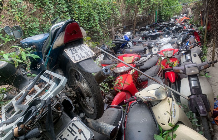 Đề xuất bán ngay tang vật, phương tiện vi phạm hành chính nếu "vô chủ"- Ảnh 1. Đề xuất bán ngay tang vật, phương tiện vi phạm hành chính nếu "vô chủ"- Ảnh 1.