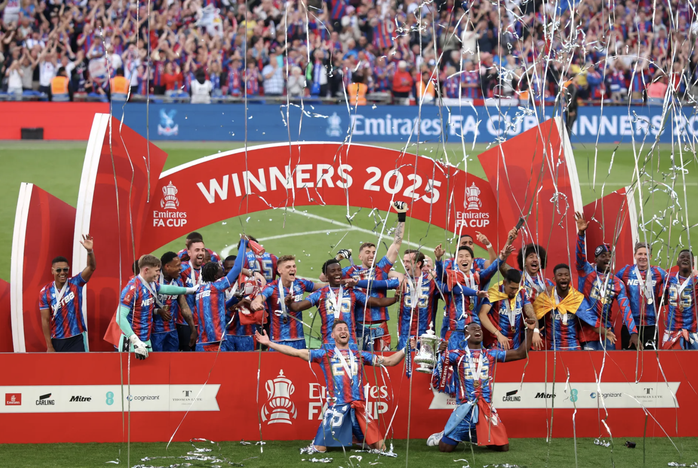 Vô địch FA Cup, Crystal Palace vẫn có nguy cơ không được dự Europa League- Ảnh 1.