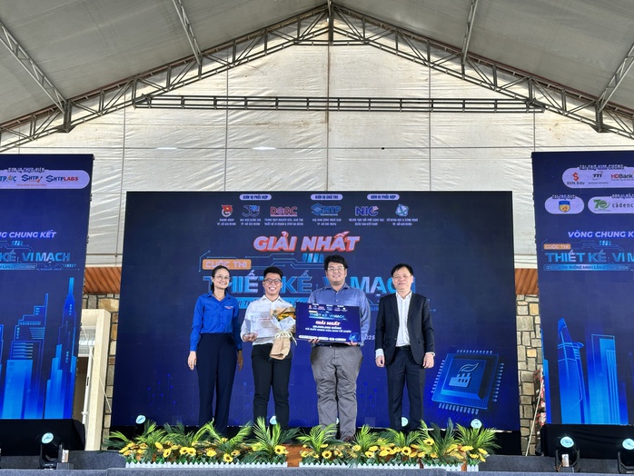 Trao giải cuộc thi Thiết kế vi mạch cho đô thị thông minh- Ảnh 2. Trao giải cuộc thi Thiết kế vi mạch cho đô thị thông minh- Ảnh 2.