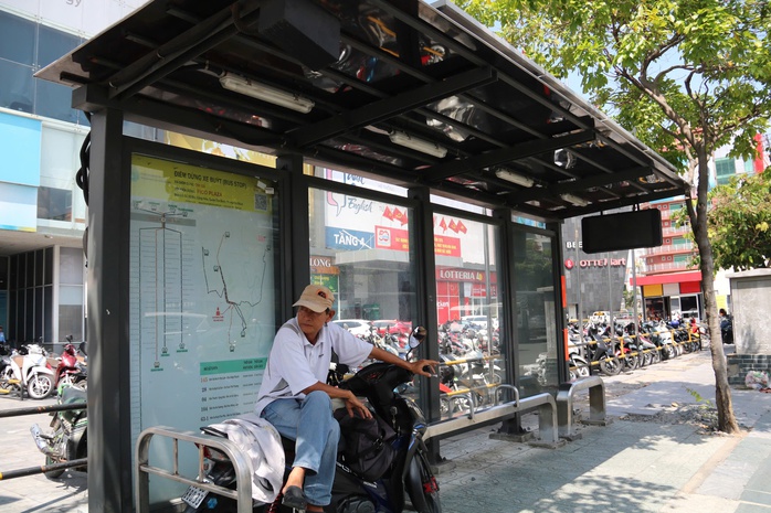Ngỡ ngàng hình ảnh nhà chờ xe buýt vắng thông tin, nhưng… “nhiều rác cùng hình vẽ”!- Ảnh 1. Ngỡ ngàng hình ảnh nhà chờ xe buýt vắng thông tỷ lệ bóng đá kèo nhà cái, nhưng… “nhiều rác cùng hình vẽ”!- Ảnh 1.