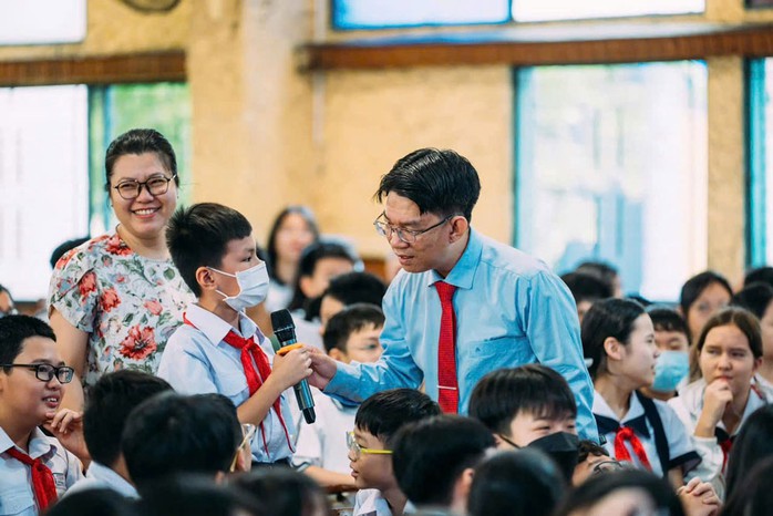 Lo ngại học sinh nhờn kỷ luật- Ảnh 1. Lo ngại học sinh nhờn kỷ luật- Ảnh 1.