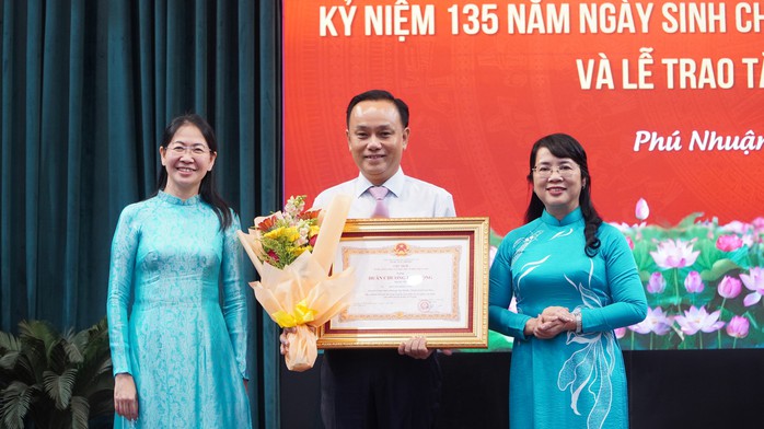Phú Nhuận đón nhận nhiều tin vui trong dịp sinh nhật Bác Hồ - Ảnh 1.
