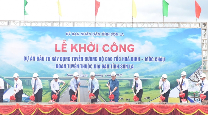Khởi công tuyến cao tốc Hòa Bình - Mộc Châu - Ảnh 1. Khởi công tuyến cao tốc Hòa Bình - Mộc Châu - Ảnh 1.
