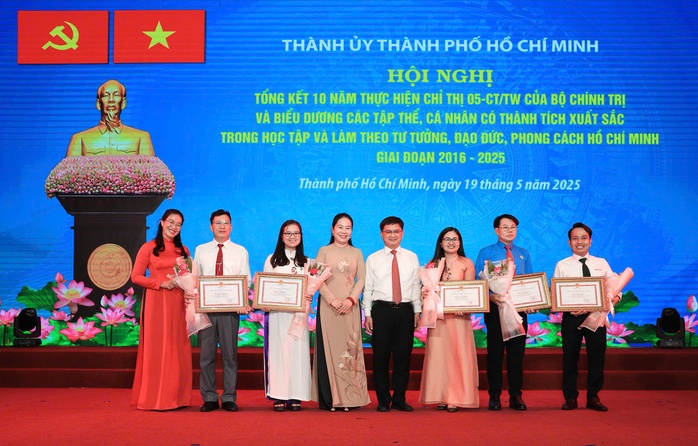 Học và làm theo Bác trở thành truyền thống, nét đẹp văn hóa của TP HCM - Ảnh 5.
