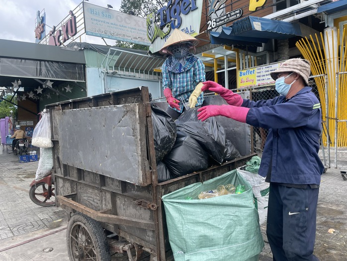 Rác thải - thực trạng và giải pháp bền vững (*): Loay hoay trong nghịch lý - Ảnh 1.