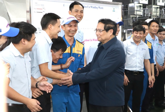 Thủ tướng "đặt hàng" THACO nghiên cứu, sản xuất tàu đường sắt tốc độ cao - Ảnh 3.