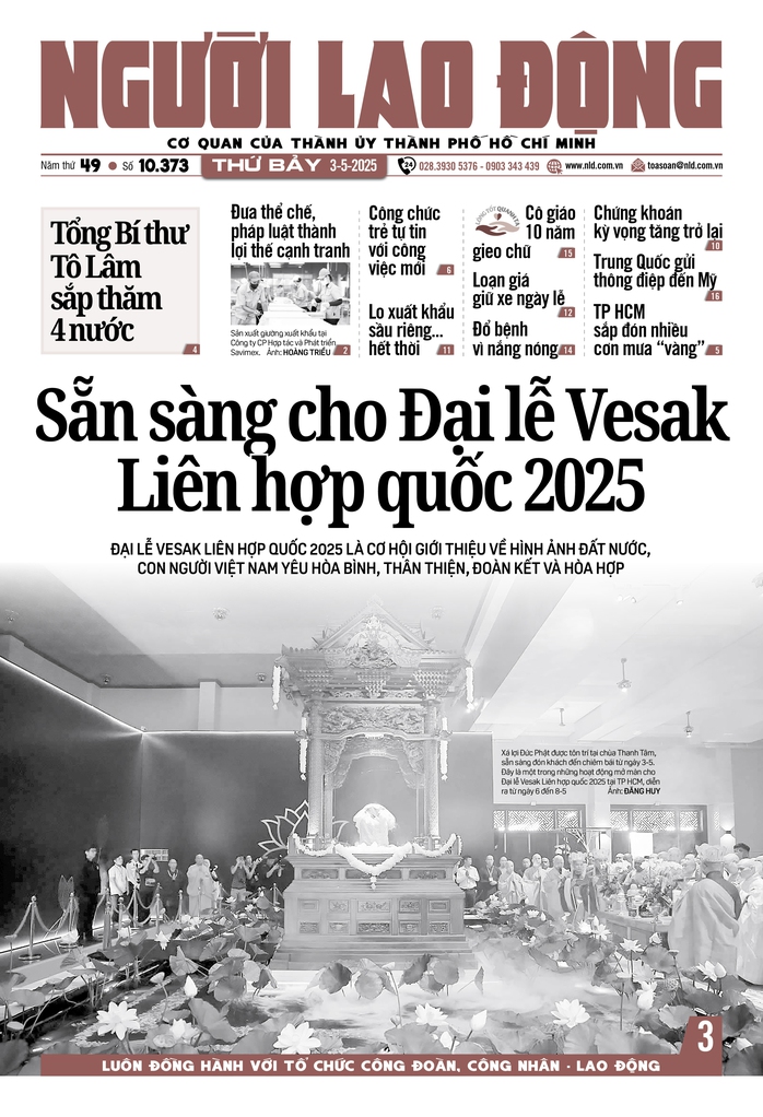 Báo in ngày 3-5: Loạn giá giữ xe ngày lễ - Ảnh 1.