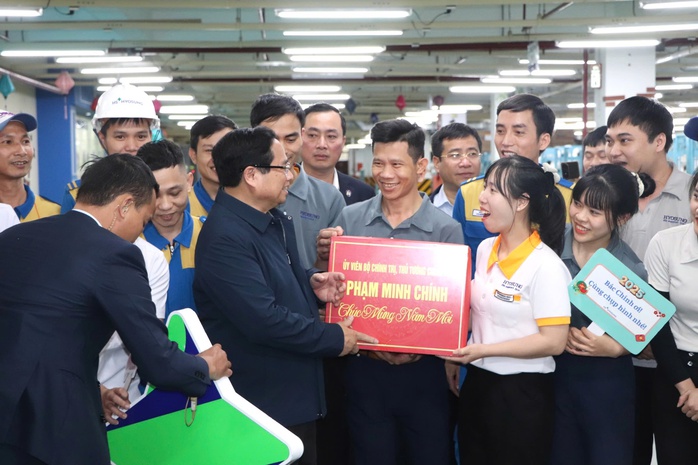 Thủ tướng "đặt hàng" THACO nghiên cứu, sản xuất tàu đường sắt tốc độ cao - Ảnh 18.