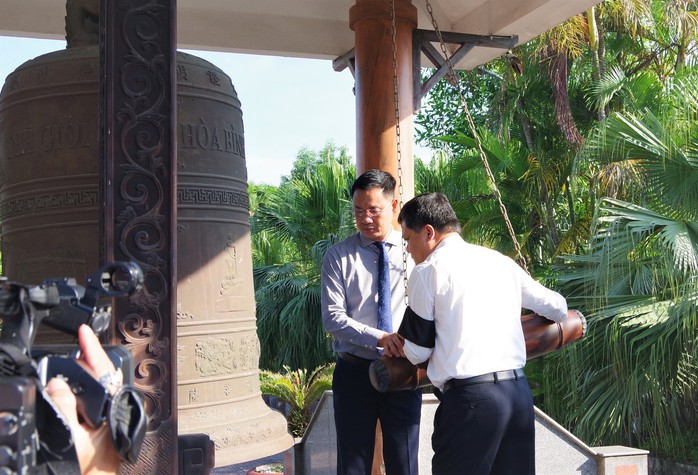 Xúc động Lễ truy điệu, an táng 17 hài cốt liệt sĩ hy sinh tại Lào- Ảnh 2. Xúc động Lễ truy điệu, an táng 17 hài cốt liệt sĩ hy sinh tại Lào- Ảnh 2.