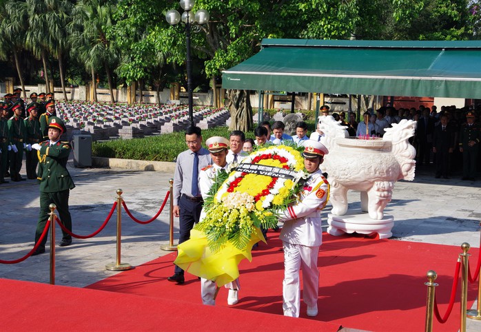 Xúc động Lễ truy điệu, an táng 17 hài cốt liệt sĩ hy sinh tại Lào- Ảnh 1. Xúc động Lễ truy điệu, an táng 17 hài cốt liệt sĩ hy sinh tại Lào- Ảnh 1.