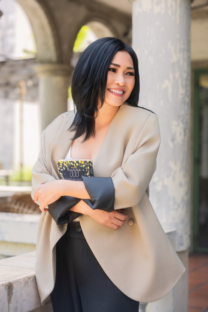 Phương Thanh: "Tôi im lặng để không làm tổn thương nhiều người"
- Ảnh 1. Phương Thanh: "Tôi im lặng để không làm tổn thương nhiều người"
- Ảnh 1.