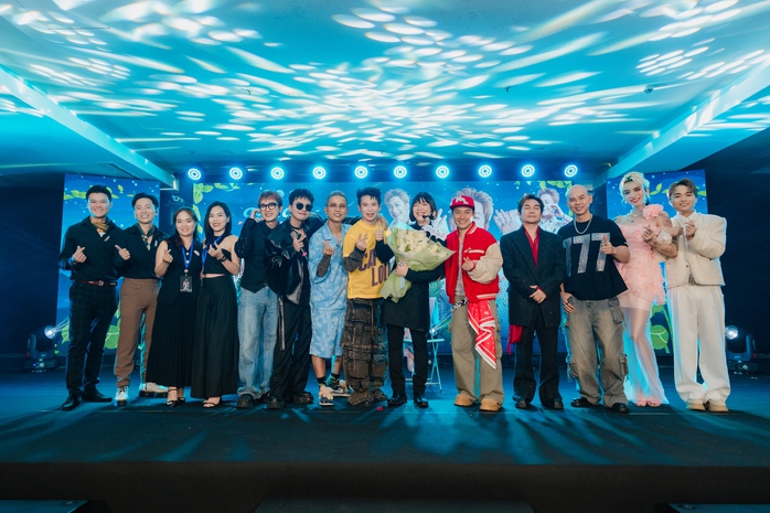 Thấy gì từ "fan meeting" của Tăng Phúc- Ảnh 7. Thấy gì từ "fan meeting" của Tăng Phúc- Ảnh 7.