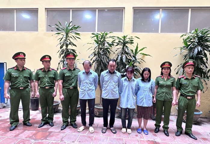 Khởi tố Bí thư Đảng ủy phường Hoàng Liệt- Ảnh 2. Khởi tố Bí thư Đảng ủy phường Hoàng Liệt- Ảnh 2.
