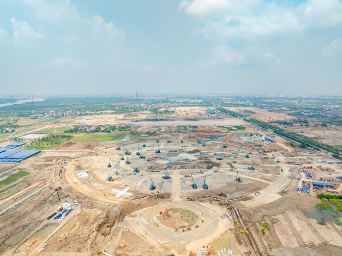 Phá kỷ lục tiến độ, Trung tâm Triển lãm Quốc gia - biểu tượng phát triển mới của Thủ đô lộ diện- Ảnh 1. Phá kỷ lục tiến độ, Trung tâm Triển lãm Quốc gia - biểu tượng phát triển mới của Thủ đô lộ diện- Ảnh 1.