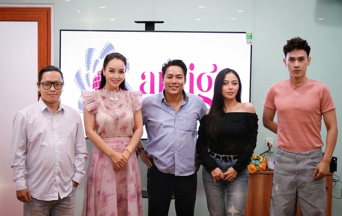 Huy Khánh, Tường Vi làm cố vấn diễn xuất - Ảnh 4. Huy Khánh, Tường Vi làm cố vấn diễn xuất - Ảnh 4.
