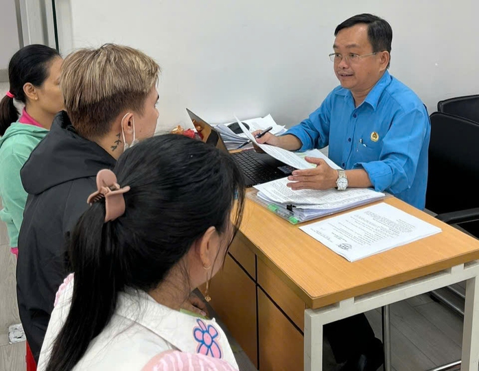 Cẩn trọng khi nghỉ việc - Ảnh 1.