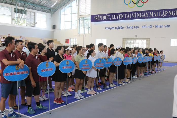 Hơn 100 vận động viên tham gia giải pickleball Công đoàn Khối Đảng và Chính quyền Khánh Hoà- Ảnh 1. Hơn 100 vận động viên tham gia giải pickleball Công đoàn Khối Đảng và Chính quyền Khánh Hoà- Ảnh 1.