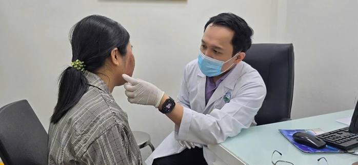 Hiểm họa mỹ phẩm độc tàn phá sức khỏe - Ảnh 1. Hiểm họa mỹ phẩm độc tàn phá sức khỏe - Ảnh 1.