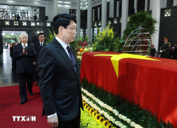 Lễ Quốc tang nguyên Chủ tịch nước Trần Đức Lương- Ảnh 6. Lễ Quốc tang nguyên Chủ tịch nước Trần Đức Lương- Ảnh 6.
