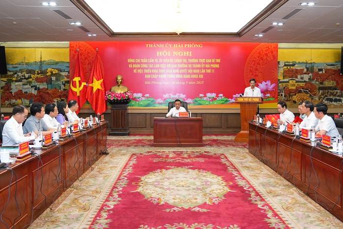 Không để xảy ra tình trạng "quê anh, quê tôi" và "quyền anh, quyền tôi" trong phương án nhân sự- Ảnh 1. Không để xảy ra tình trạng "quê anh, quê tôi" và "quyền anh, quyền tôi" trong phương án nhân sự- Ảnh 1.