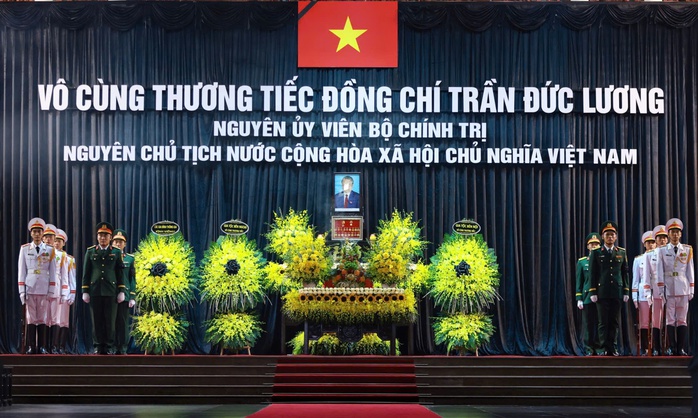 Lễ Quốc tang nguyên Chủ tịch nước Trần Đức Lương- Ảnh 1. Lễ Quốc tang nguyên Chủ tịch nước Trần Đức Lương- Ảnh 1.