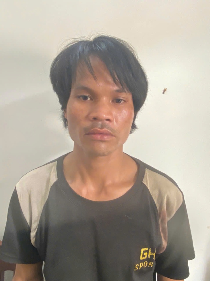 Chân dung kẻ sát hại vợ rồi tạo hiện trường giả ở Quảng Nam- Ảnh 1. Chân dung kẻ sát hại vợ rồi tạo hiện trường giả ở Quảng Nam- Ảnh 1.