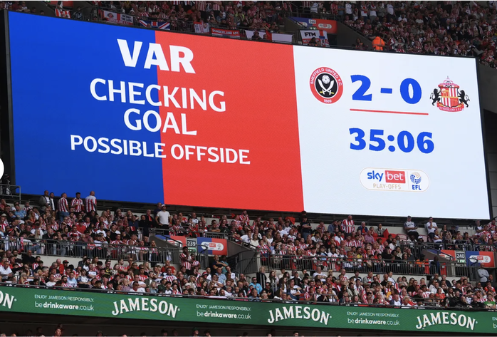 Sunderland trở lại Ngoại hạng Anh bằng bàn thắng trăm triệu bảng- Ảnh 3. Sunderland trở lại Ngoại hạng Anh bằng bàn thắng trăm triệu bảng- Ảnh 3.